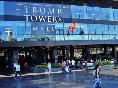 Trump AVM'de dayak skandalı