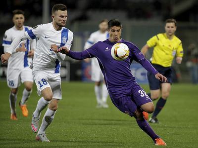 Fiorentina evinde Poznan'a teslim!