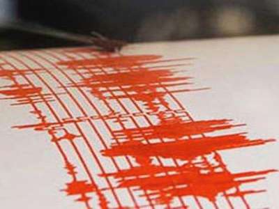 İzmir'de deprem