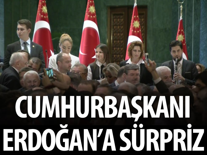 Cumhurbaşkanı'na çalışanlarından sürpriz