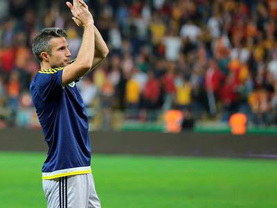 Van Persie kadro dışı!