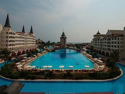Mardan Palace'ı Halk Bankası satın aldı