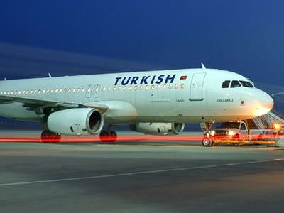 THY uçağı acil iniş yaptı