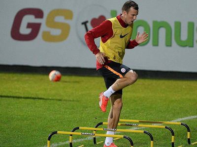 G.Saray'ın yıldız futbolcusu karakolluk oldu!