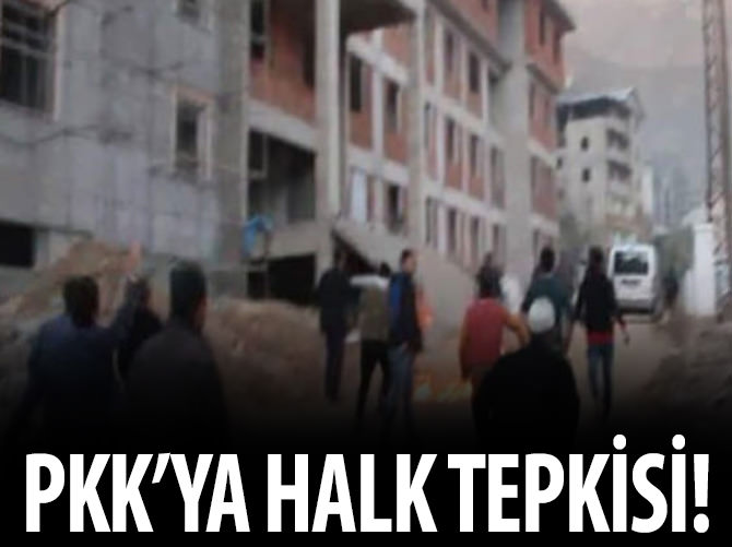 PKK'lıları taş ve sopayla kovaladılar