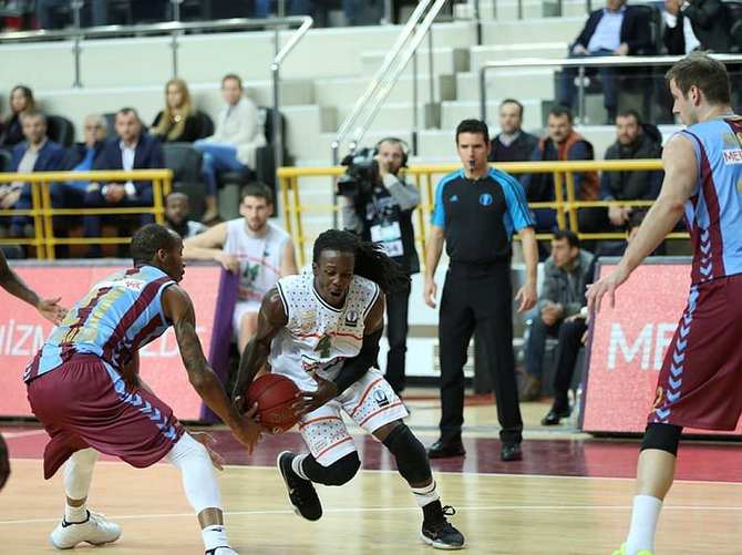 Trabzonspor, Banvit'e şans tanımadı!