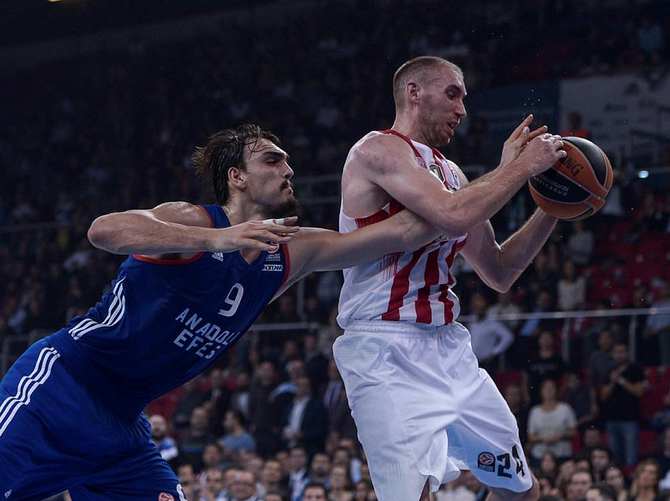 Anadolu Efes son saniyede yıkıldı!