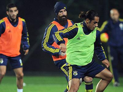 Fenerbahçe'de Mersin İdmanyurdu maçı hazırlıkları sürüyor