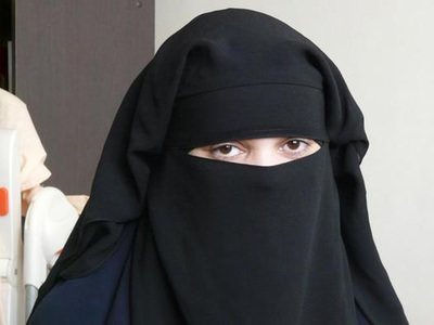 Belçika'da 'peçe' gözaltısı