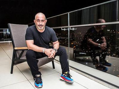 Hürriyet'ten Cem Yılmaz'a skandal soru!