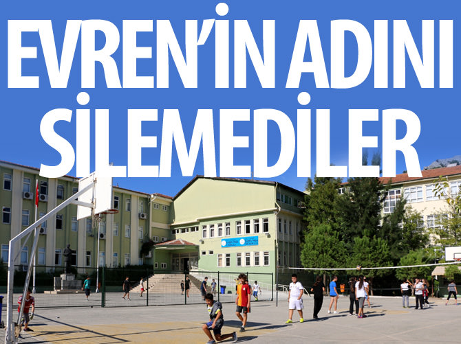 Evren'in isminin kaldırılmasına protokol engeli