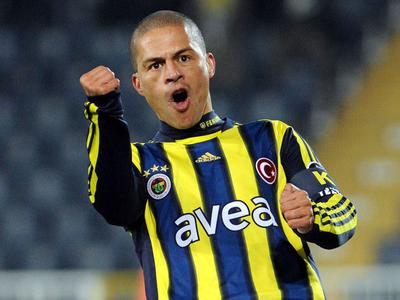 Fenerbahçe Alex'in başını belaya sokacak!