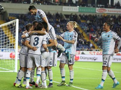 Fenerbahçe Mersin sınavını kolay geçti