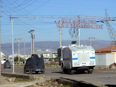 Şırnak'ta karayolunu kapatmak isteyen teröristlere müdahale