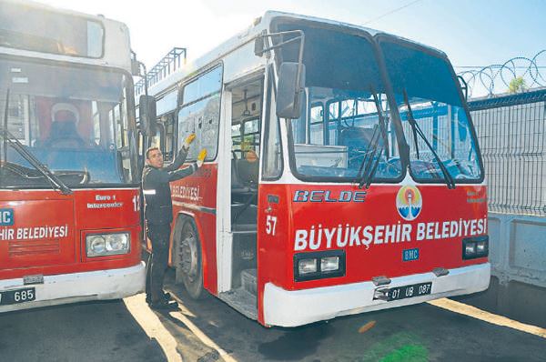 Dehşeti anlattı: Ben içindeyken molotof attılar - 1