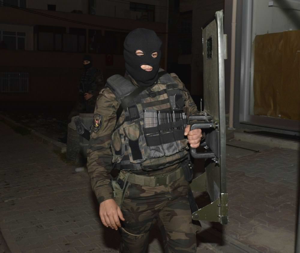 3 ilde DAEŞ'e operasyon