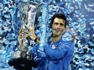 Djokovic Londra'da yine şampiyon