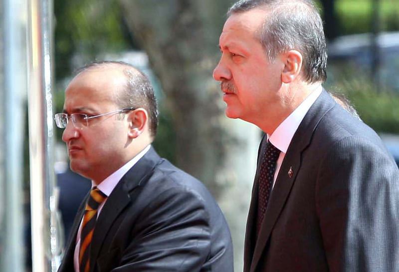 Yalçın Akdoğan Başbakan Yardımcısı oldu