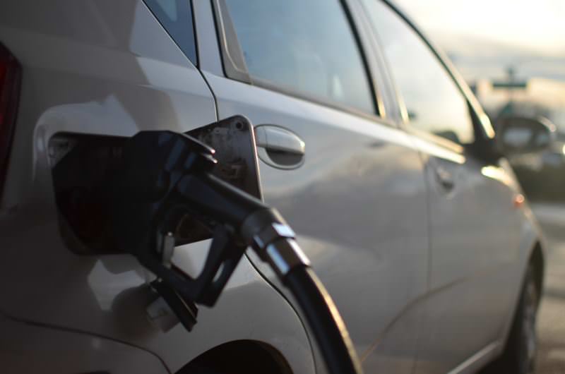 Benzine 12 kuruş zam