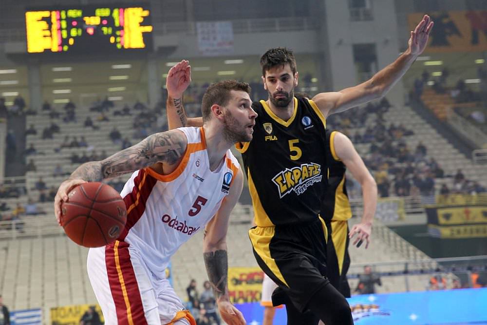 Galatasaray Yunanistan'dan galibiyetle döndü