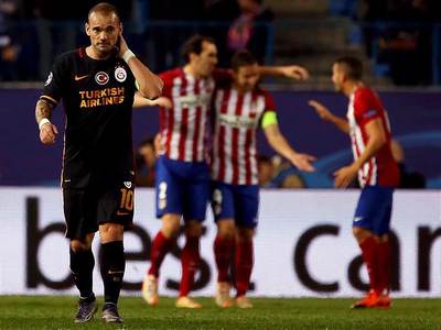 Maç sonu Sneijder'dan olay açıklama!