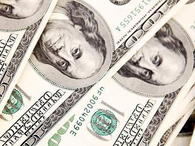Dolar 3 haftanın en yükseğinde