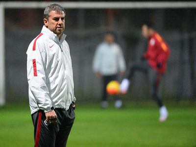 Hamza Hamzaoğlu'ndan Sneijder'e imalı cevap!