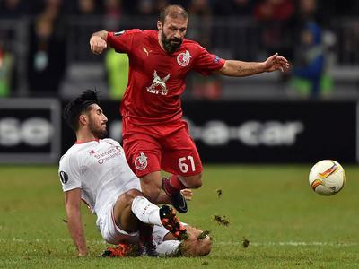 Gökdeniz hariç hiçbiri giremez!