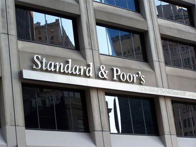 S&P, 8 ABD bankasının notunu düşürdü