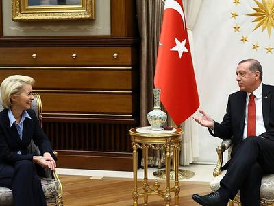 Erdoğan, Almanya Savunma Bakanı Leyen'i kabul etti