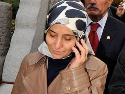 Sare Davutoğlu'ndan duygulandıran telefon