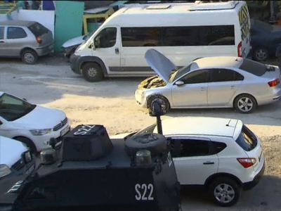 İstanbul'da bombalı araç paniği!