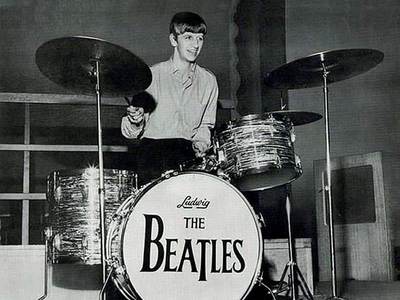 Ringo Starr'ın davul seti 2,2 milyon dolara satıldı