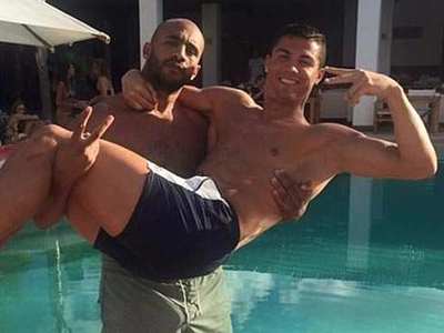 Ronaldo için eşcinsel iddiası!