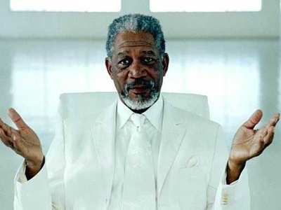 Morgan Freeman ölümden döndü
