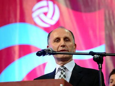 Trabzonspor'un yeni başkanı bombayı patlattı
