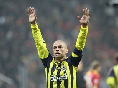 Alex'ten Galatasaray'a cevap
