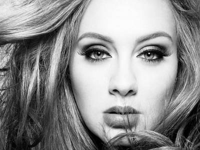 Adele Türk asıllı çıktı!