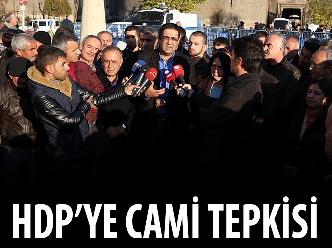 HDP'li vekillere 'cami' tepkisi