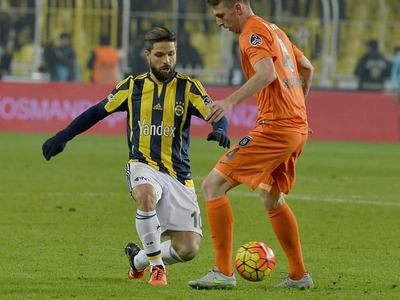 Pereira, Diego'ya ilk maçta cezayı kesti
