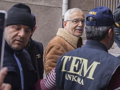 FETÖ operasyonunda 3 tutuklama