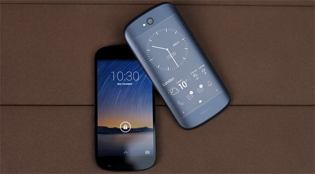 Putin’in ‘çift ekranlı’ telefonu YotaPhone 2 Türkiye’de - 1