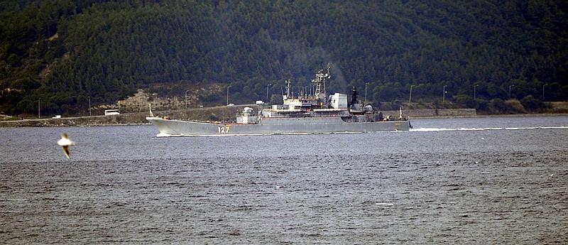 Rus savaş gemisi Çanakkale Boğazı'ndan geçti - 1