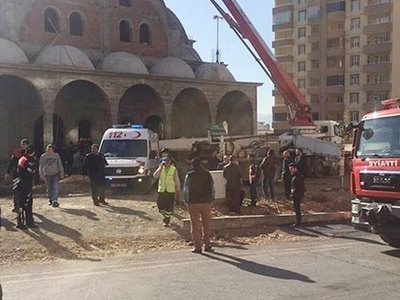 Kahramanmaraş'ta cami inşaatı çöktü