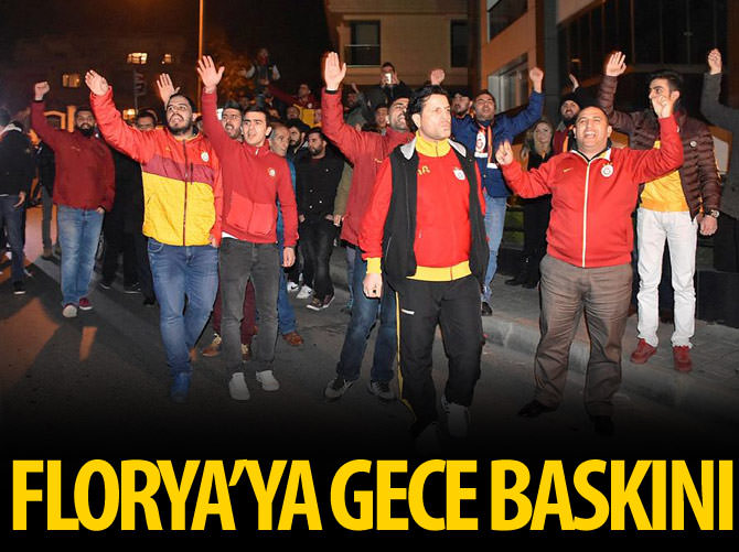 Galatasaray taraftarlarından protesto