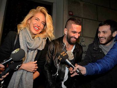 Arda Turan, Burcu Esmersoy'u her yerden sildi