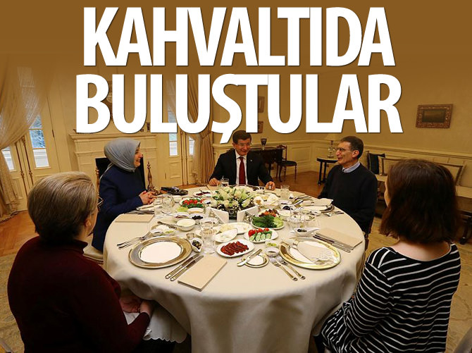 Başbakan Davutoğlu, Sancar ile kahvaltıda bir araya geldi