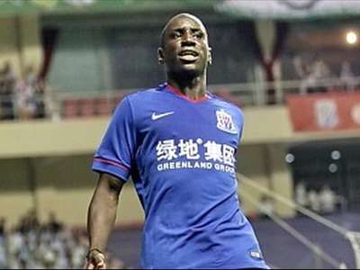 Burak gidiyor Demba Ba geliyor