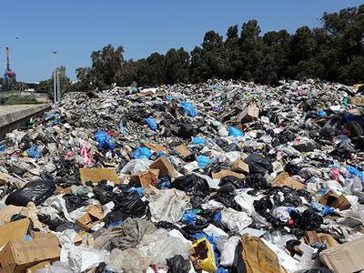 Yanlışlıkla çöpe atılan 22 bin euro bulundu