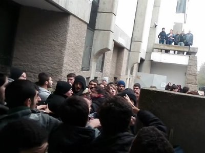 ODTÜ'de namaz kılan öğrencilere saldırı